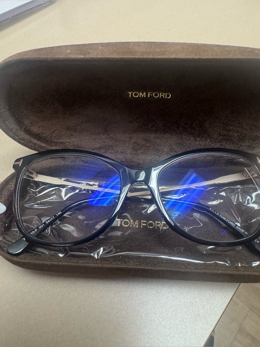 Tom Ford Black Round Optical Glasses with Gold-Trim Temples. Style TF5510
